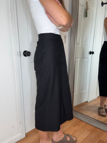 Monroe Wide Leg Crop Pants - Yelete