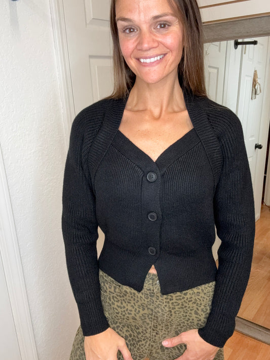 FAYE SWEETHEART BUTTON UP CARDIGAN BLACK - MIKAROSE