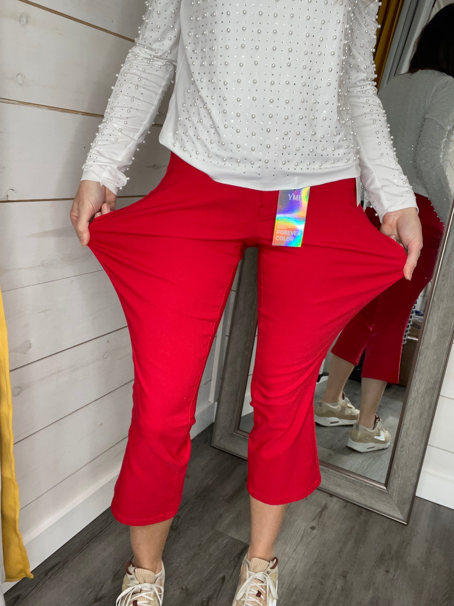 Hyperstretch Cropped Kick Flare - RED