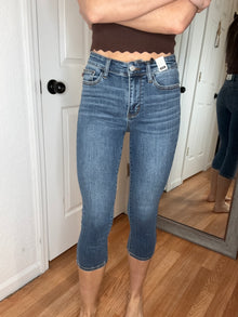 Cari Denim Capri- Judy Blue