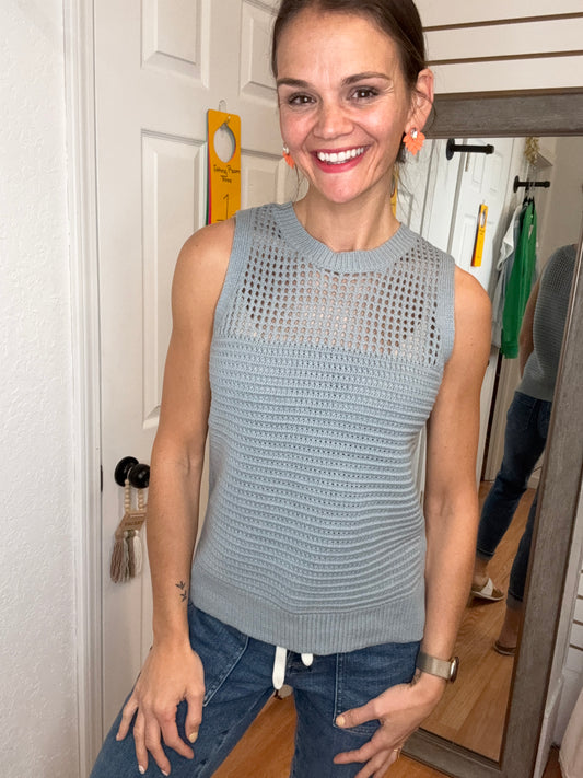 GINA- SLEEVLESS SWEATER TOP - DUSTY BLUE -STACCATO