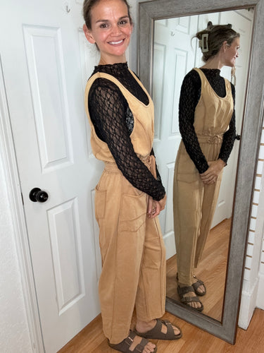 Mezo Jumpsuit Camel- Anniewear