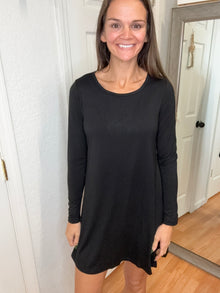 SAVANNAH BAMBOO LONG SLEEVE SWING DRESS BLACK- MICHELLE MAE