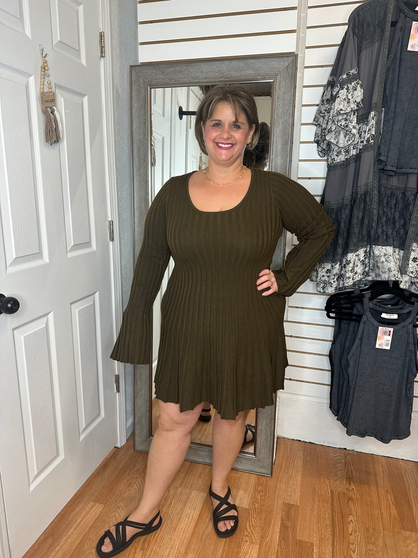 OLIVIA LONG SLEEVE SWEATER DRESS OLIVE/BROWN - WHITE BIRCH