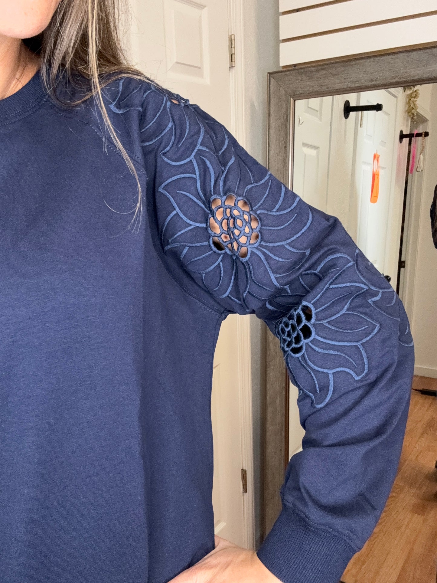 BETH CUT OUT SLEEVE PULLOVER SWEATSHIRT TOP NAVY - PS KATE