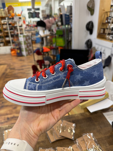 AMAN USA RHINESTONE AND SATIN LACE UP SNEAKER- VERY G