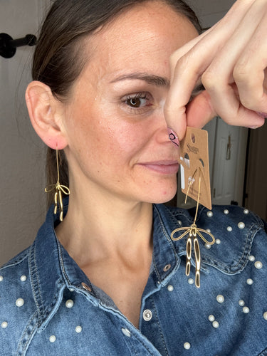 BONNIE BOW EARINGS