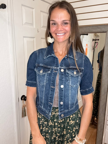 HADDIE CROPPED SHORT SLEEVE DENIM JACKET - RISEN