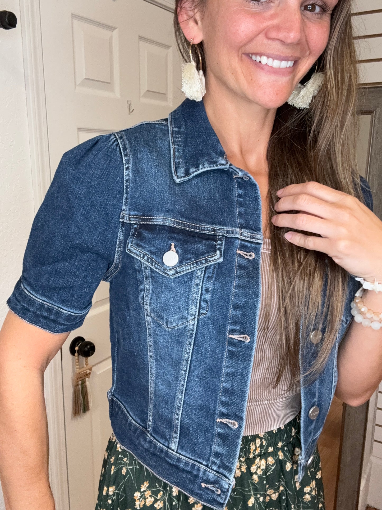 HADDIE CROPPED SHORT SLEEVE DENIM JACKET - RISEN