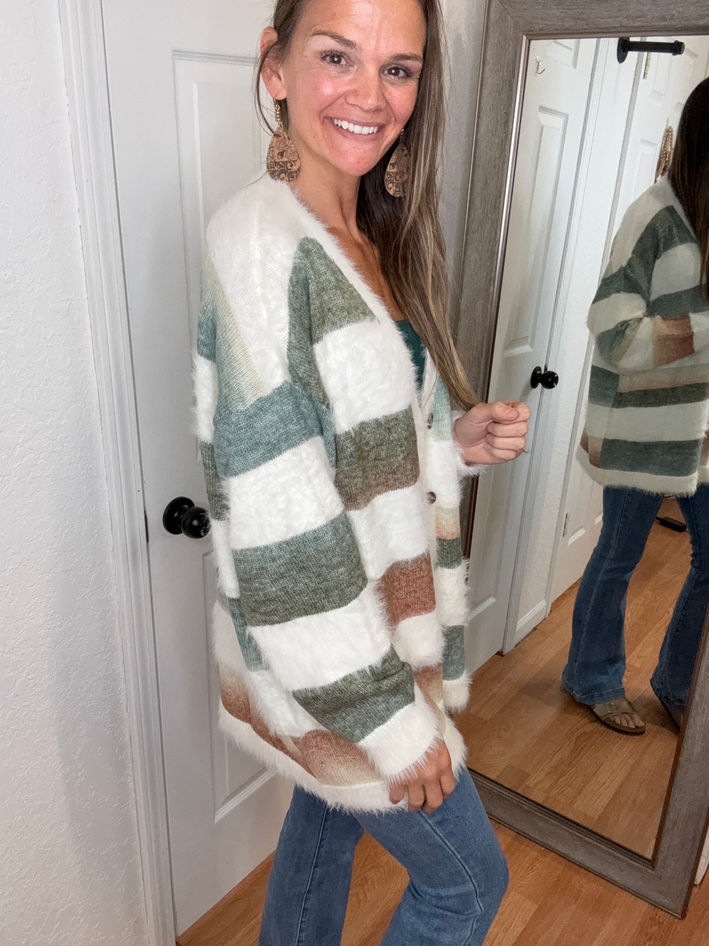 CLOVE CARDIGAN IVORY STRIPE- COZY