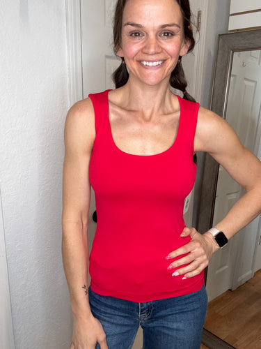 Luxe Round Neck Seamless Tank Red- Yelete