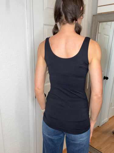 Bare Seamless Tank Black- Yelete