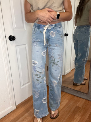 Maisy Wide Leg Floral Printed Denim Jeans-  Lovervet