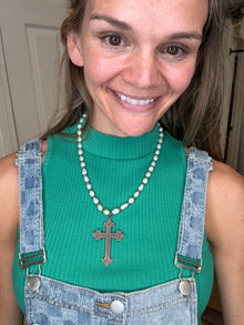 Freshwater Pearl Necklace - Jewelry Junkie