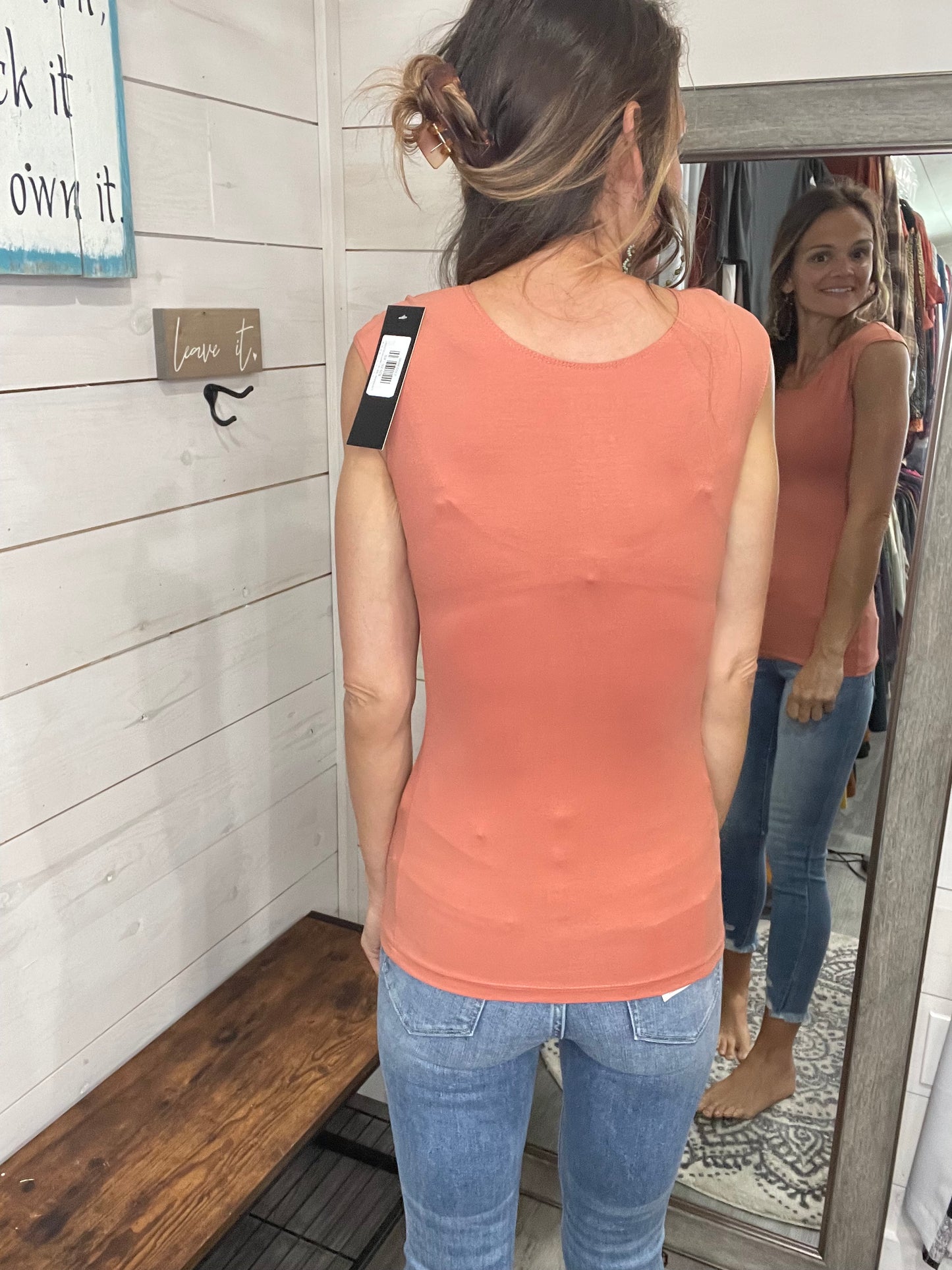 LAYERING TEE IN CANYON SUNSET