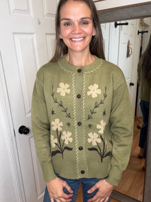 Izzy Flower Cardigan Olive- Staccato