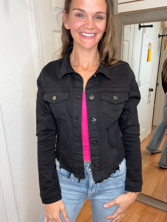 BLACK BEAUTY DENIM JEAN JACKET- BLACK - RISEN