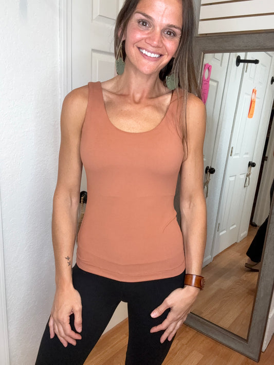 BUTTER SOFT TANK TOP DESERT SUN - RAE MODE