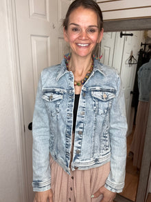 Delilah Vintage Washed Denim Jacket - Risen
