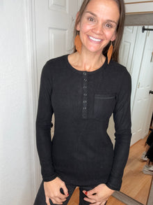 GEORGIA LONG SLEEVE TOP BLACK- MICHELLE MAE