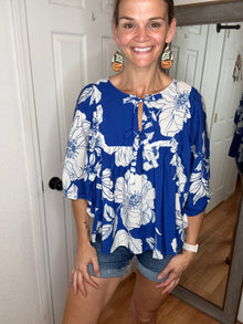 Izzy Half Sleeve Blouse Top Blue- Oddi