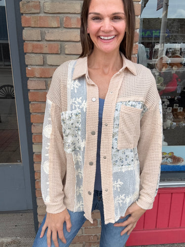 SAWYER -FLORAL AND LACE SUMMER SHIRKET-  DAVI & DANI