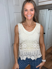 Beauty Sleeveless Crochet Top Natural- POL