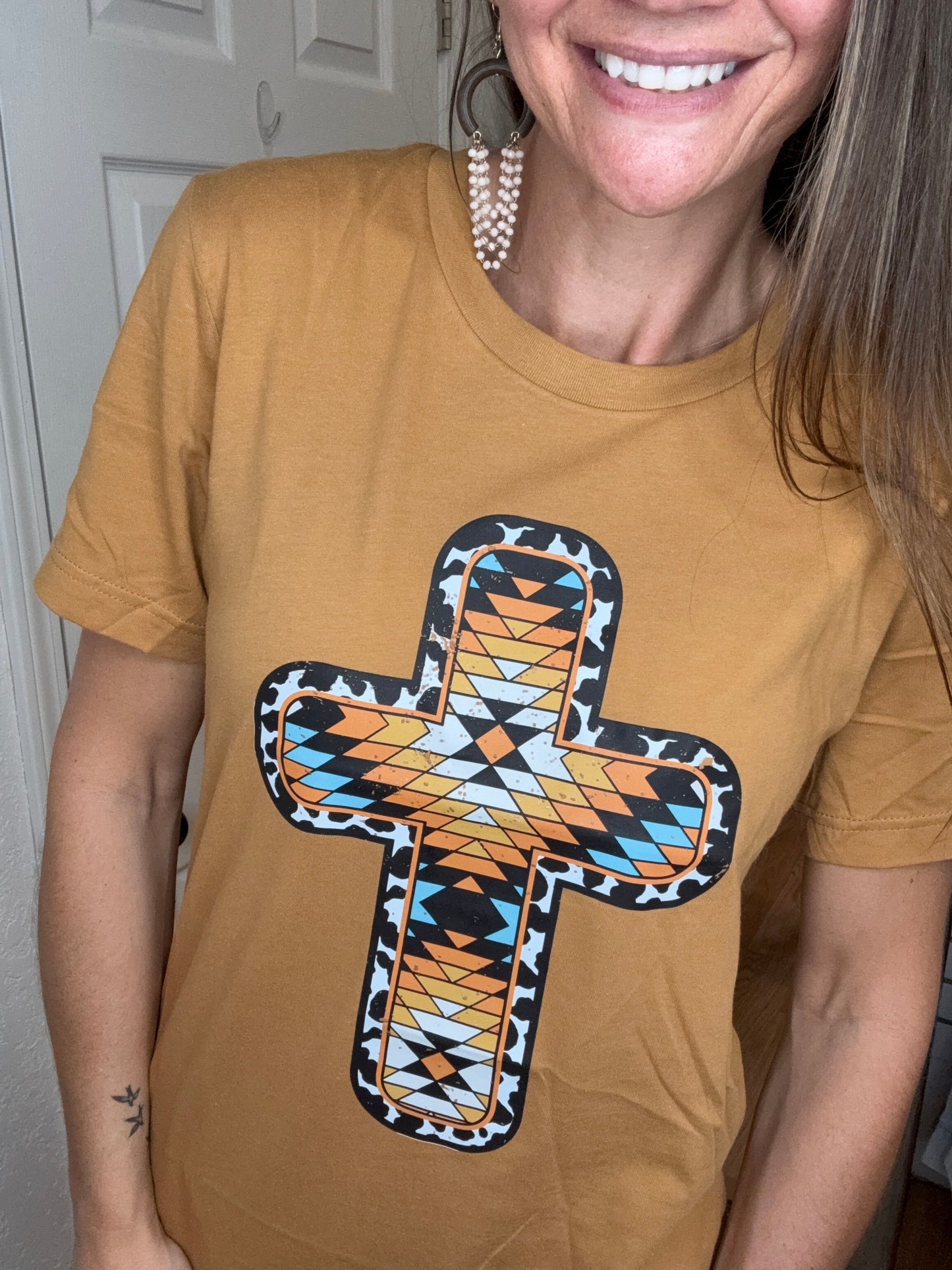 AZTEC CROSS GRAPHIC TEE