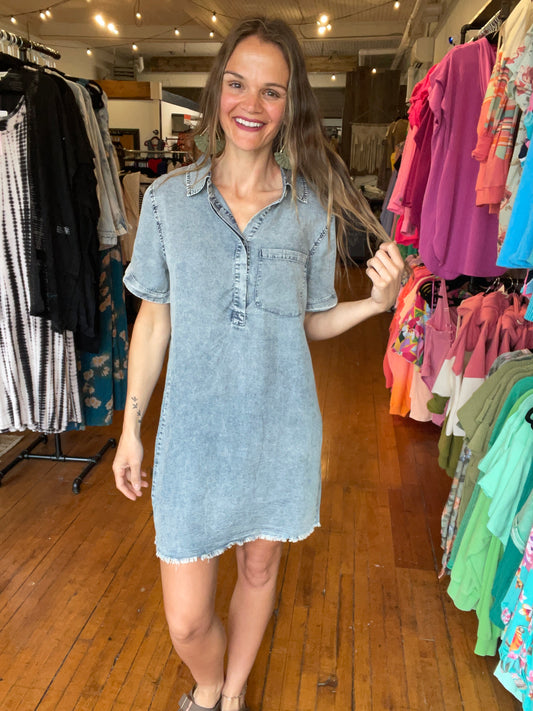 FRAYED HEM VINTAGE WASHED DENIM DRESS