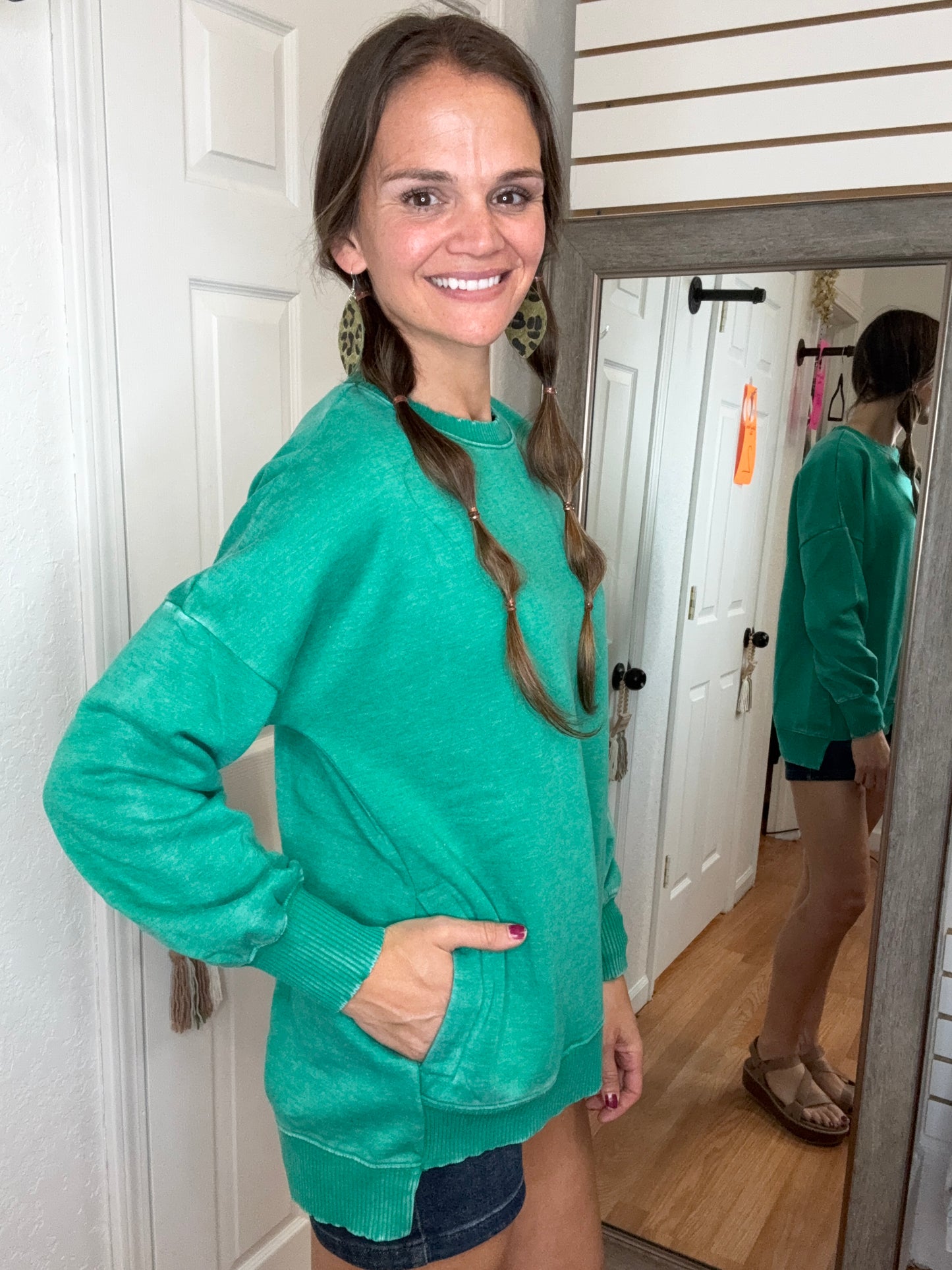 KELLY ACID WASH PULLOVER SWEATSHIRT TOP - ZENANA
