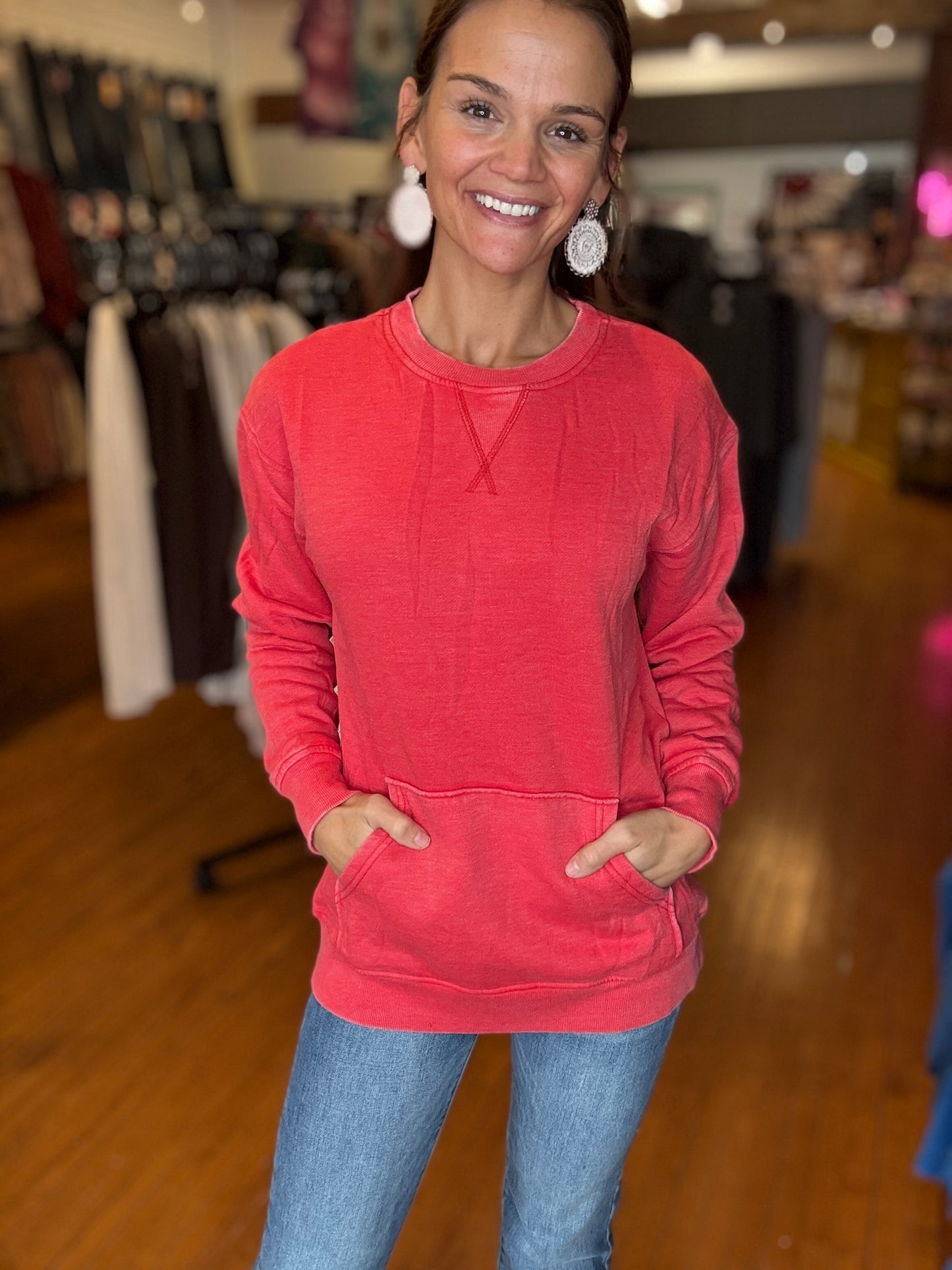 VIXEN VINTAGE WASH PULLOVER - RED