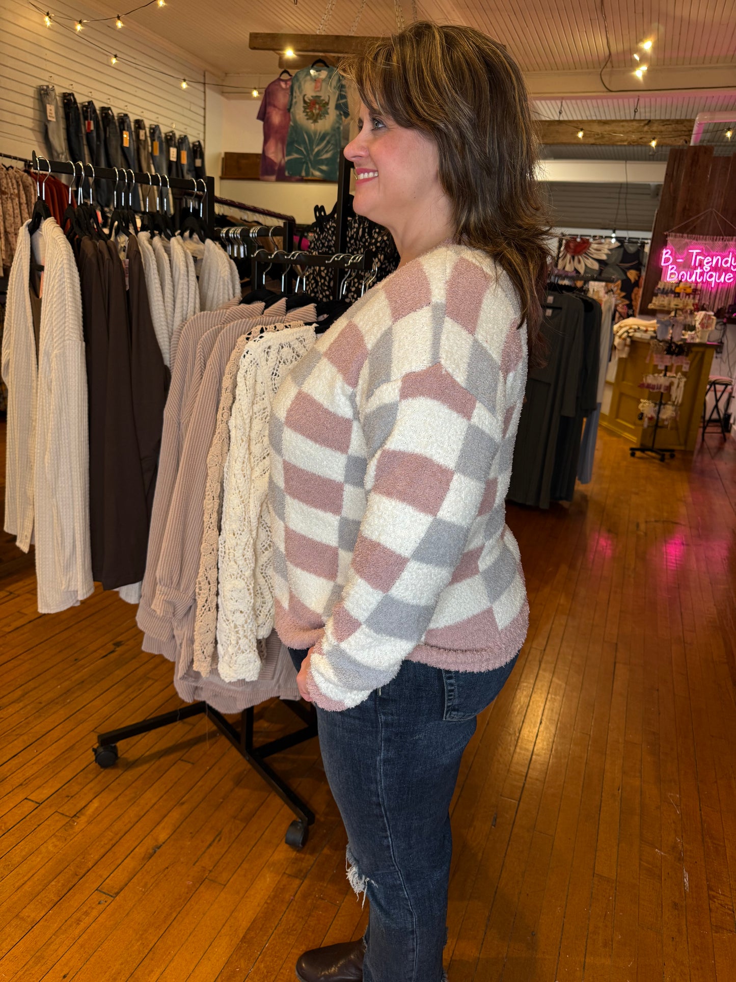 CLAIRE CHECKERED SWEATER