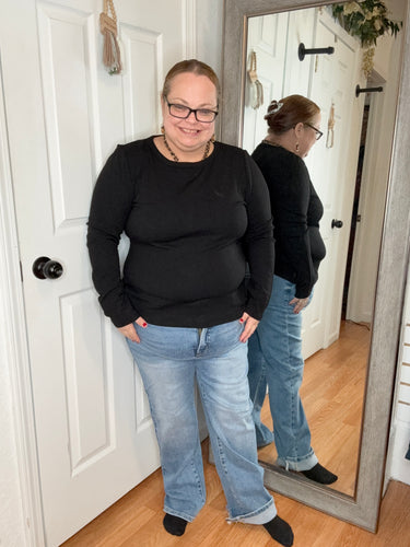Lisa Straight Leg Denim Jeans- Risen