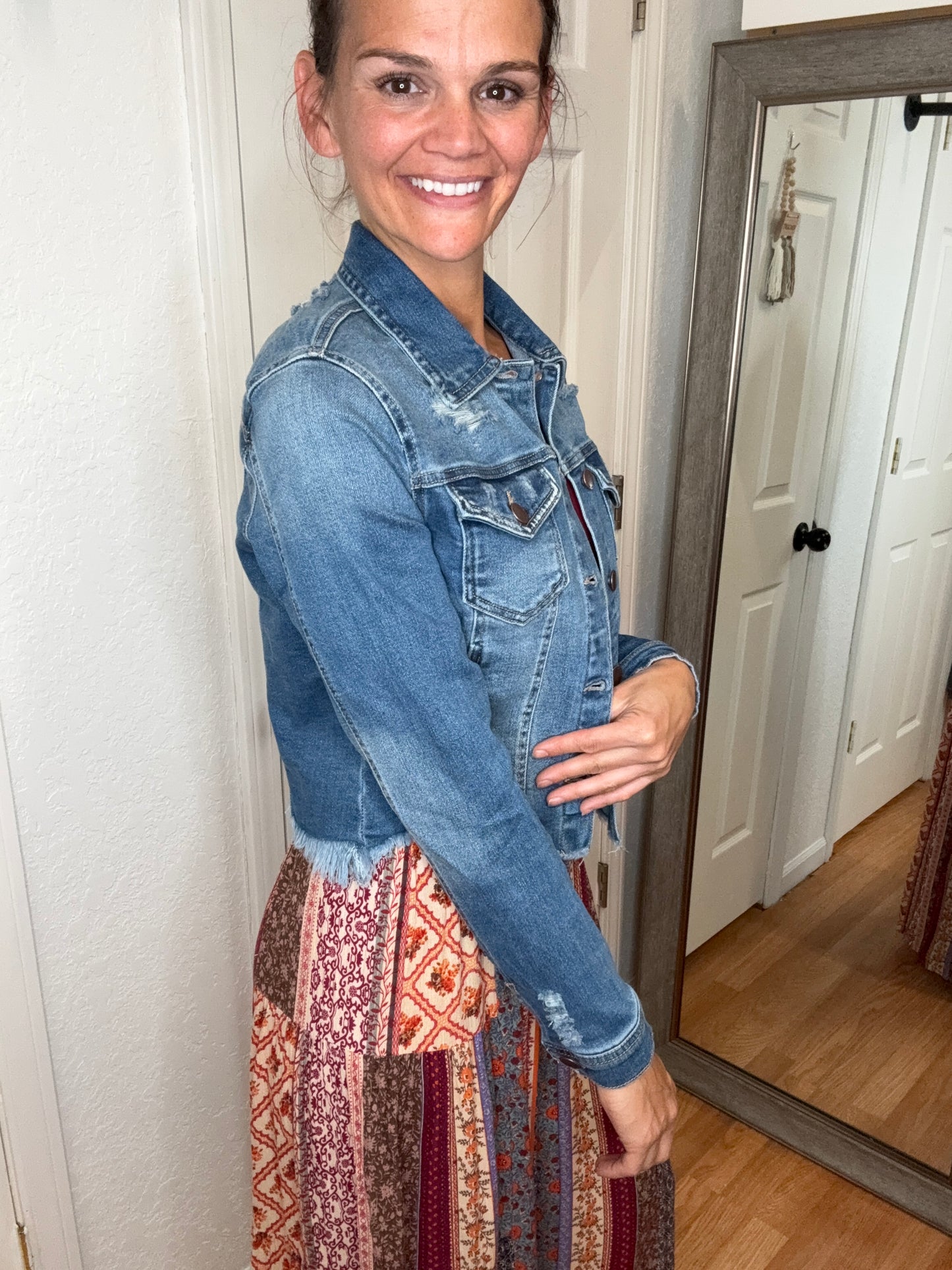 MAYLYNN DISTRESSED FRAYED HEM DENIM JACKET - RISEN