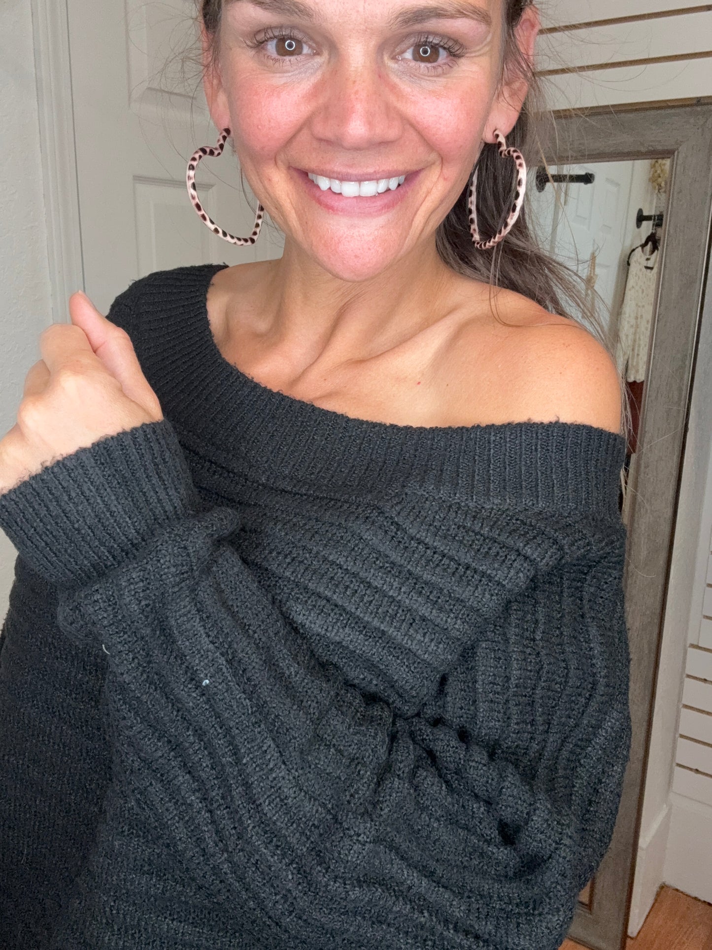 DAWN BOAT NECK SWEATER TOP BLACK - COZY