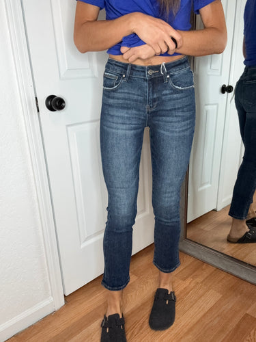 QUBYN - ANKLE STRAIGHT LEG SLIM DENIM JEANS - RISEN