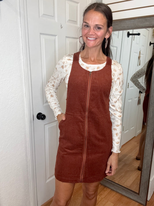 VEDA CORDUROY JUMPER DRESS RUST- COZY