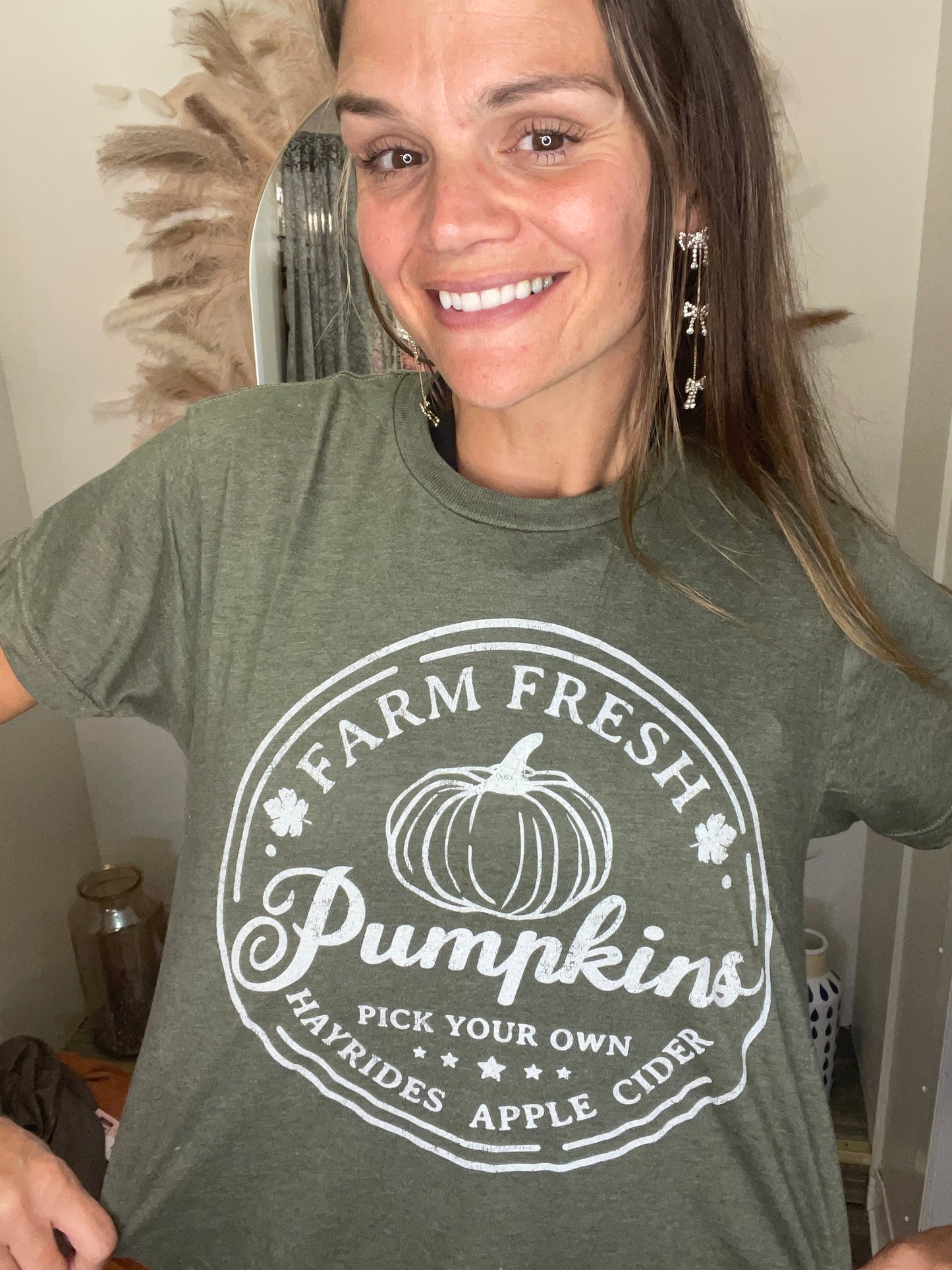 Farm Fresh Pumpkins Graphic Tee (IN STORE)