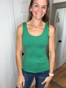 Butter Tank Top Fresh Green - Rae Mode