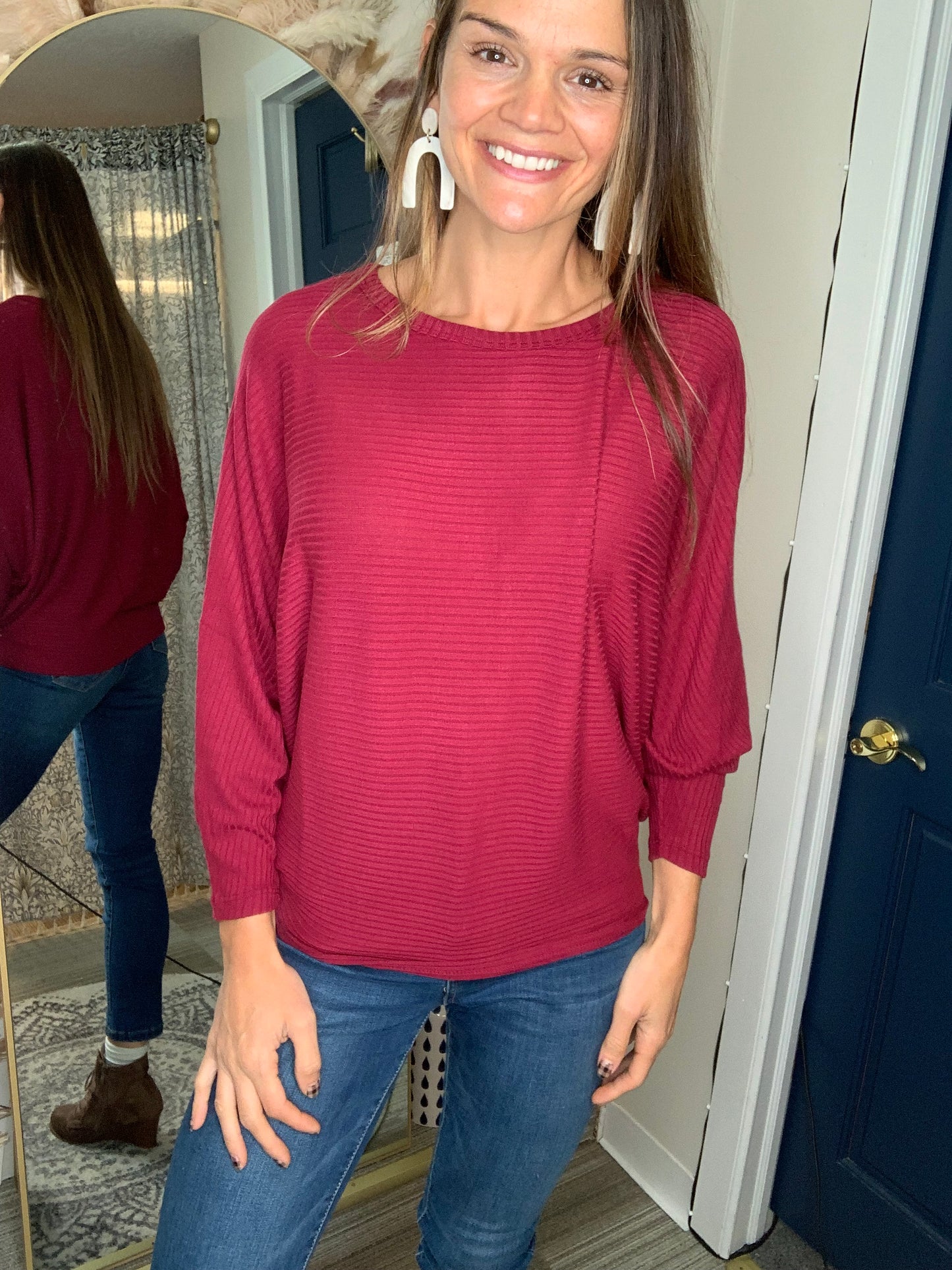 RIBBED BATWING LONG SLEEVE BOAT NECK SWEATER Cabernet