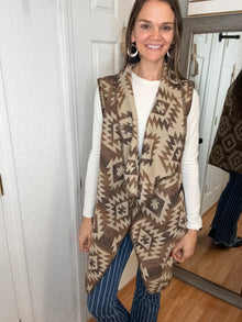 WENDY AZTEC PRINT LAYERING VEST BROWN- HANA