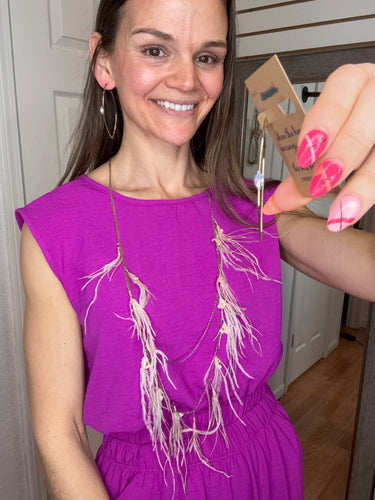 Feather Necklace And Earing Set - CEmeraki