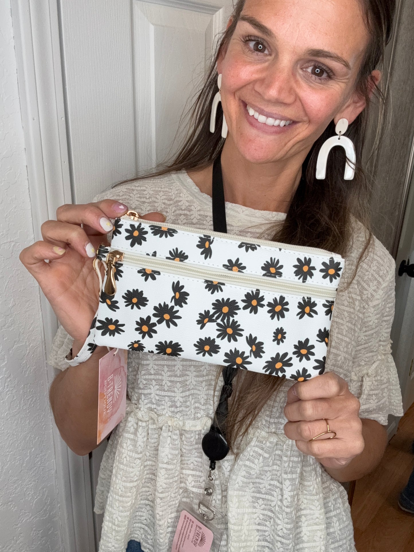 WANDA WRISLET BAG