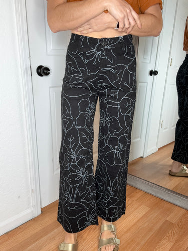 Maddy Floral Print Wide Leg Jeans Anniewear
