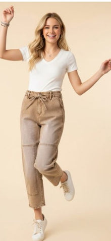 Amelia Cropped Denim Pants Camel- Heimish