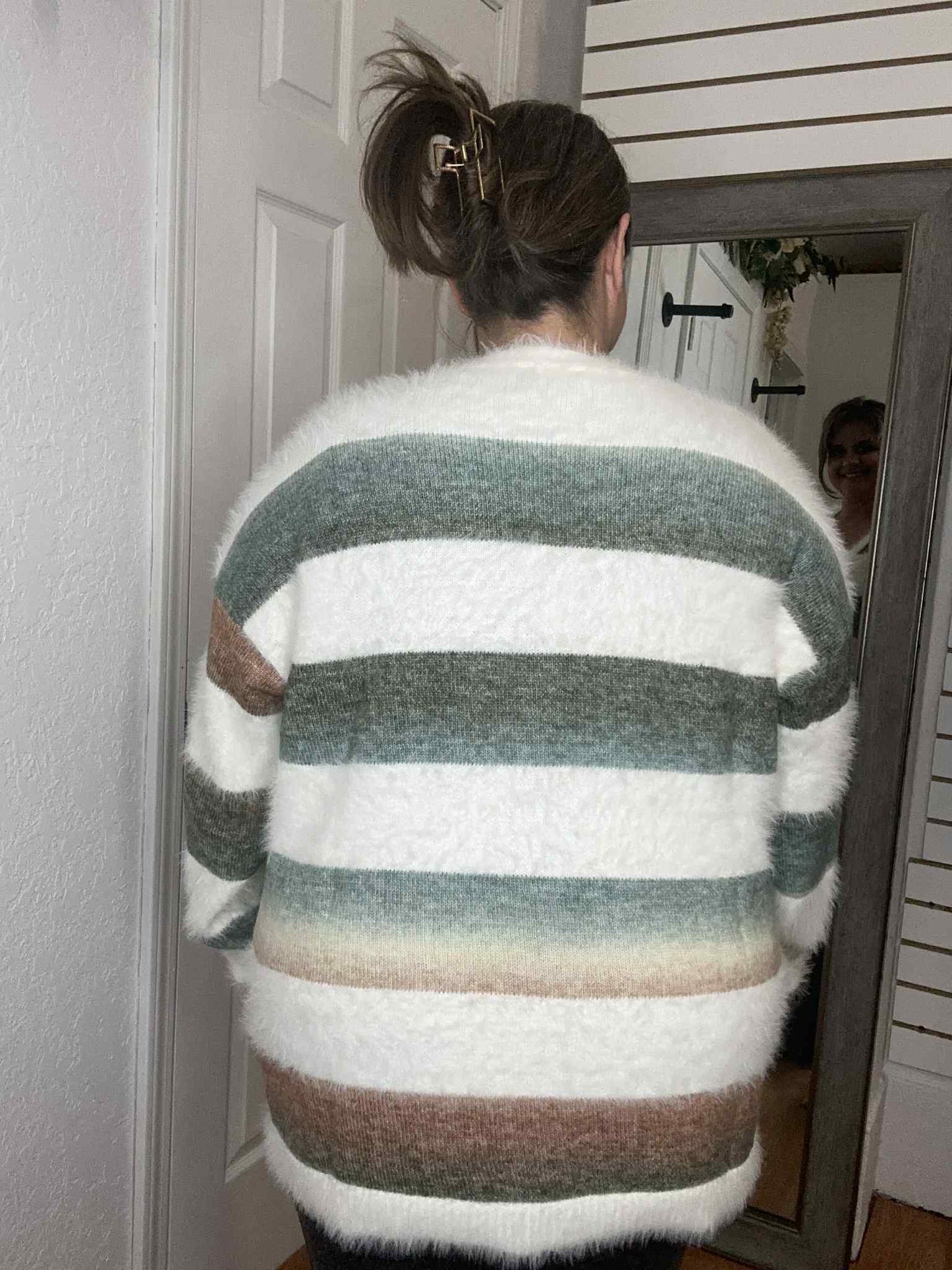 CLOVE CARDIGAN IVORY STRIPE- COZY