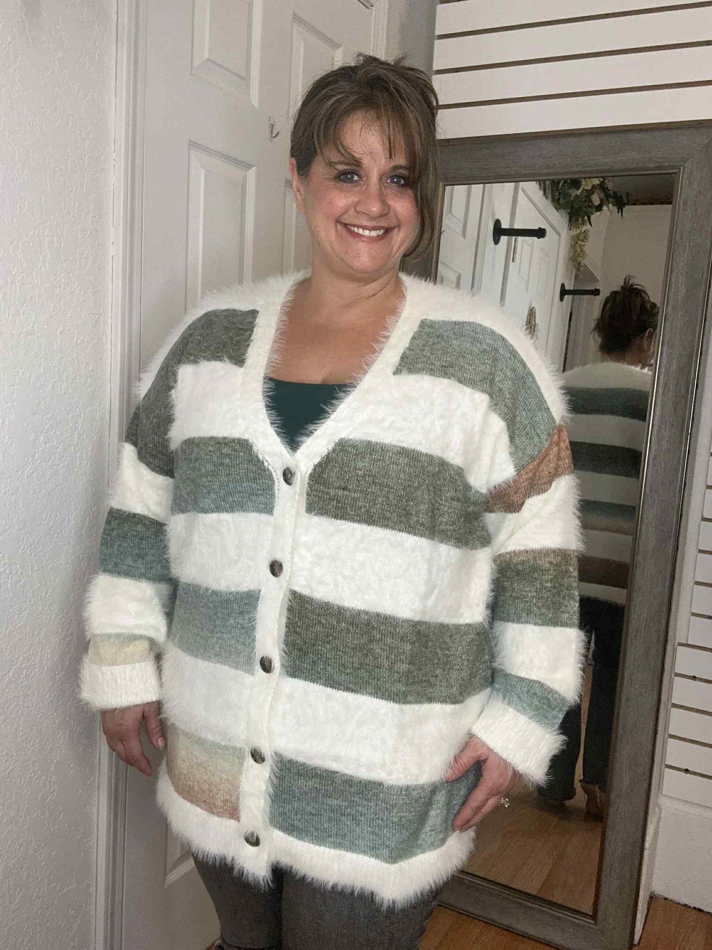 CLOVE CARDIGAN IVORY STRIPE- COZY